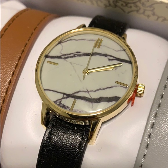 Altar’d State Watch with extra bands - Picture 2 of 4